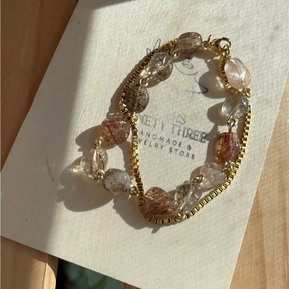 THOUSAND LAYER GARDEN QUARTZ
